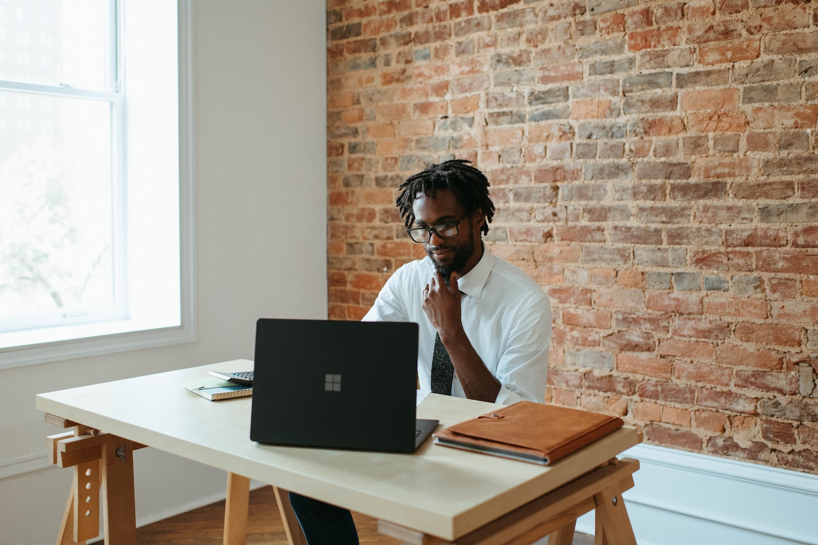 Business Future Index 2022 de Unit4 : L’incohérence des stratégies en matière de travail flexible conduit directement à l’attrition des talents